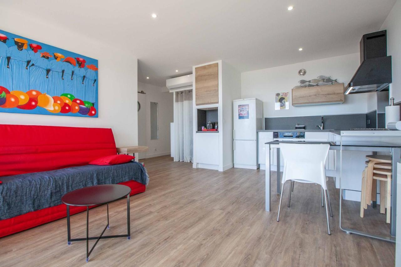 Très beau T2 climatisé refait à neuf, vue mer panoramique exceptionnelle à 120m à pied de la plage La Ciotat Exterior foto